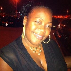 Meet your Posher, Chaunda